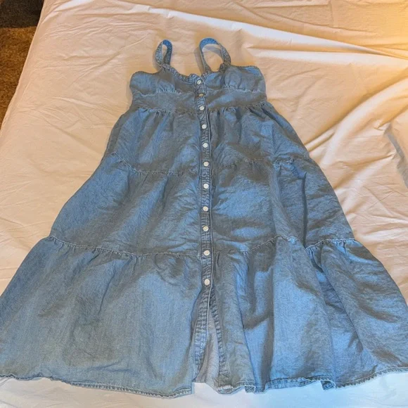 Levi’s Charming Denim Women’s Dress - Picture 1 of 11